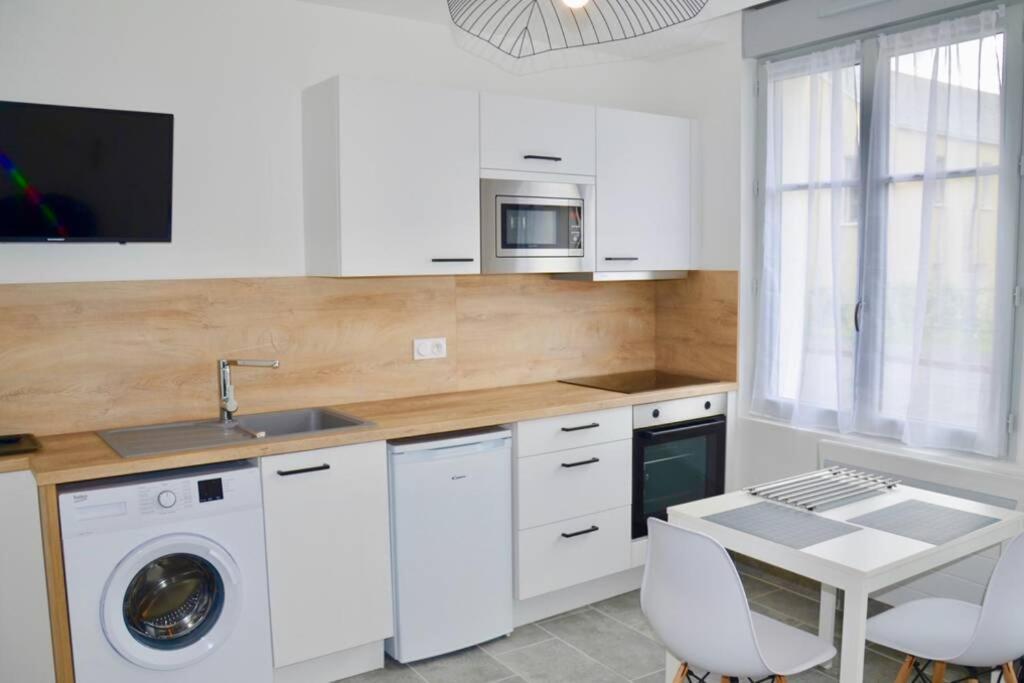 Apartament Les Forges 2 Pieces Rdc Avoine Zewnętrze zdjęcie